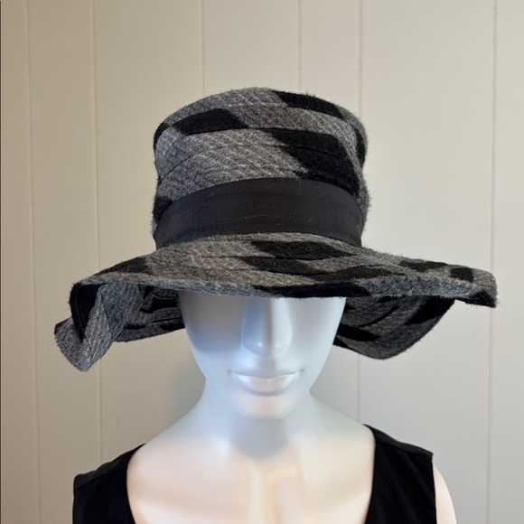 Vintage wool black & grey hat Maxine hats - Picture 2 of 9